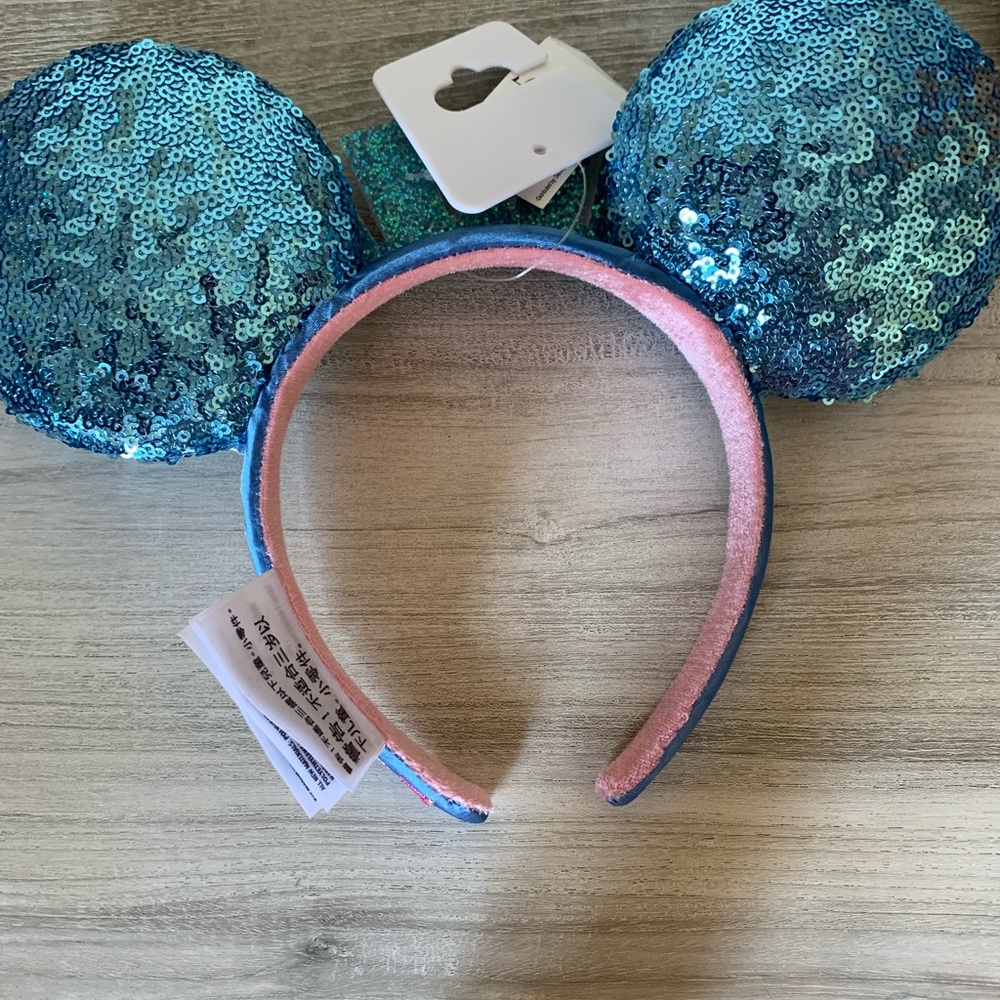 Disneyland resort marquee sign Minnie ears 2020